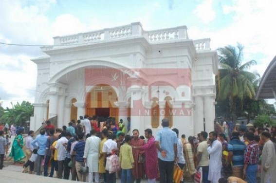 Devotees thronged to Agartala Durga Bari on Maha-Astami